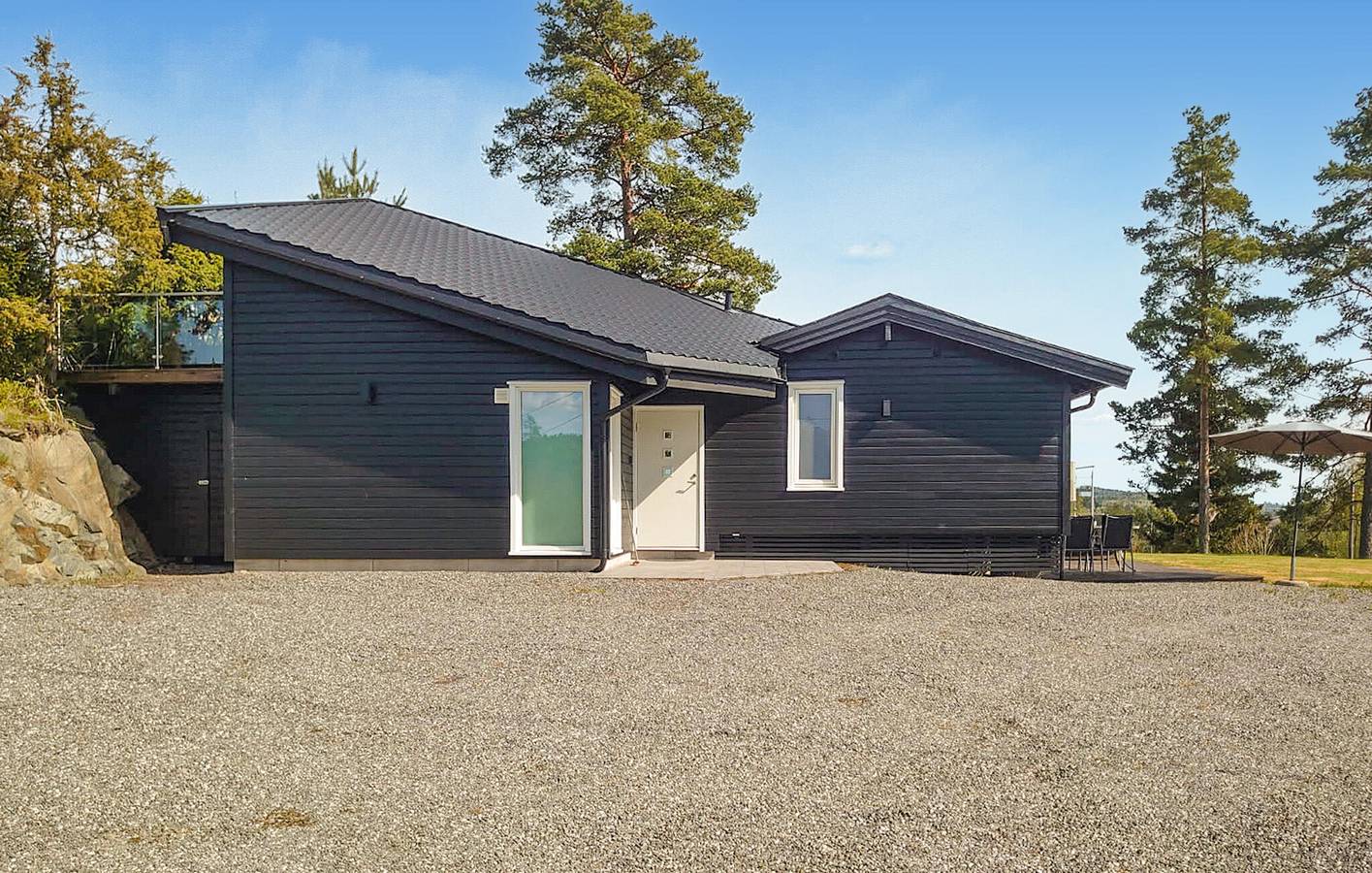 Ferienhaus für 6 Personen mit Terrasse in Trøgstad
