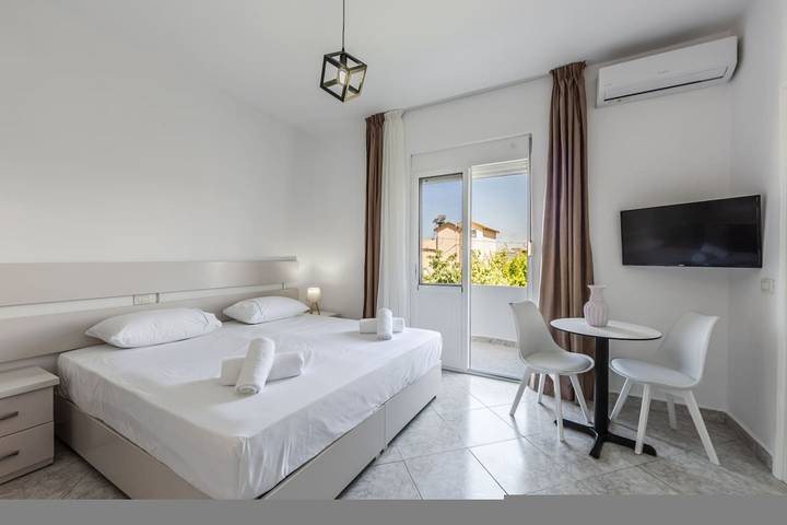Ferienwohnung für 2 Personen, mit Balkon in Albanien