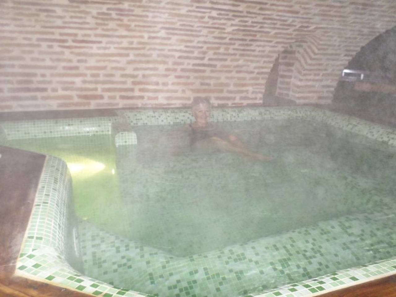 Die Unterkunft für zwei bis sechs Personen, Schwimmbad, Bouleplatz, Spa, Tennis in Justiniac, Ariège