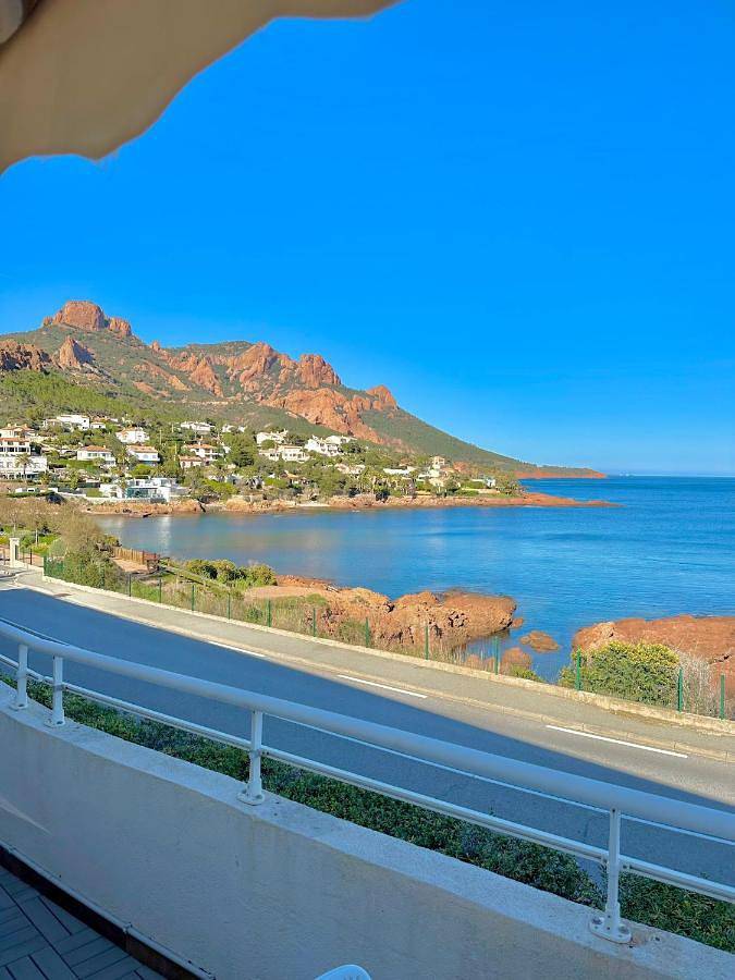 Gîte pour 4 personnes, avec terrasse et vue, animaux acceptés dans Plage d'Anthéor