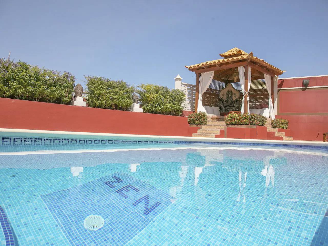 Villa im thailändischen Stil "Zen" mit beheiztem Pool in Las Nieves, Adeje