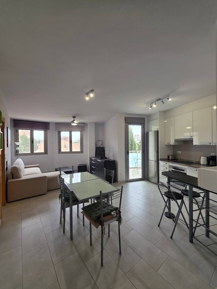 Apartamento entero, Apartamento a 400 Metros de la Playa de El Campello con Piscina in San Juan Playa (Alicante), Costa Blanca
