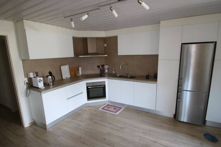 Gîte pour 6 personnes, avec vue sur le lac ainsi que vue et terrasse, animaux acceptés à Blonay - 3