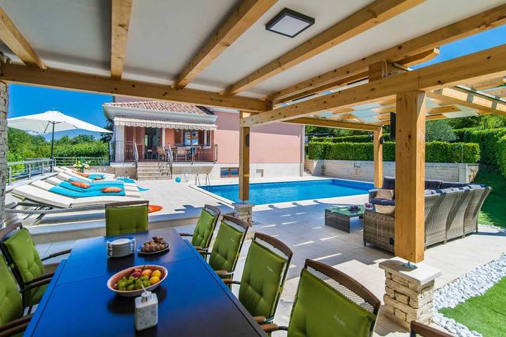 Villa für 12 Personen, mit Pool und Garten, mit Haustier - 1