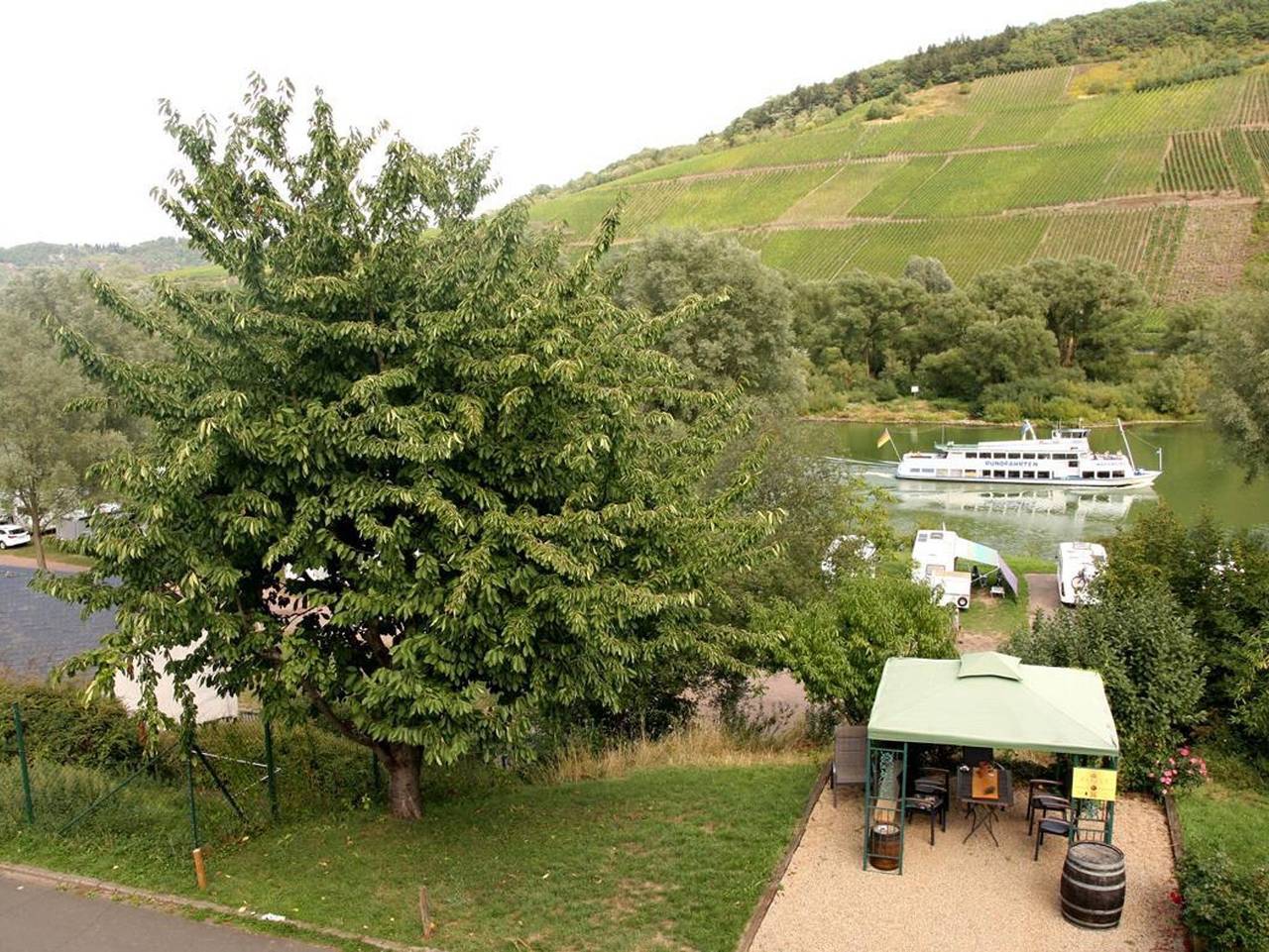 Ganze Ferienwohnung, Ferienwohnung Schwalbennest Reil - Appartement/Fewo, Dusche oder Bad, Wc in Reil, Bernkastel-Kues & Umgebung