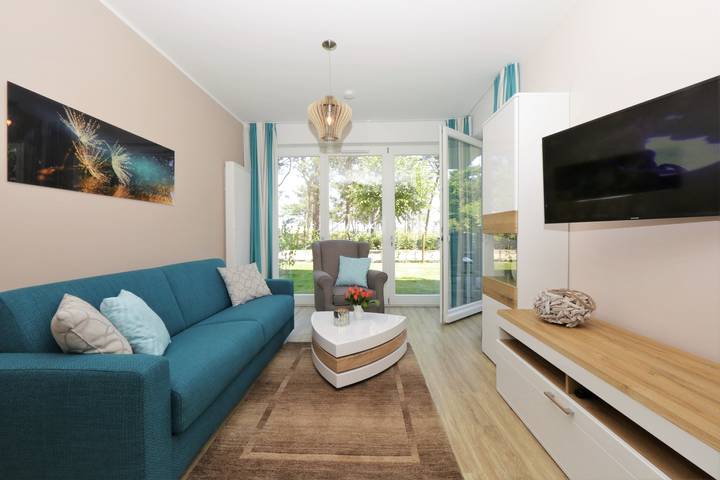 Ferienwohnung für 4 Personen, mit Terrasse und Sauna in Ahlbeck