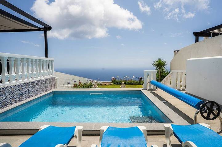 Ferienhaus für 4 Personen, mit Balkon und Garten