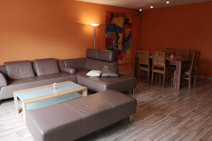 Ferienwohnung für 4 Personen, mit Terrasse und Garten in Wiesenthau