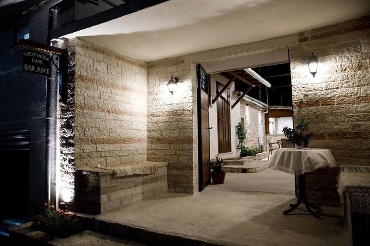 Maison d’hôte pour 4 personnes, avec vue et jardin dans Gjirokastër - 2
