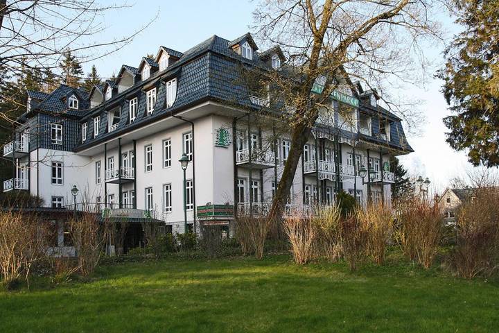 Ferienwohnung für 2 Personen, mit Balkon und Pool sowie Sauna und Whirlpool, mit Haustier in Tanne - 3