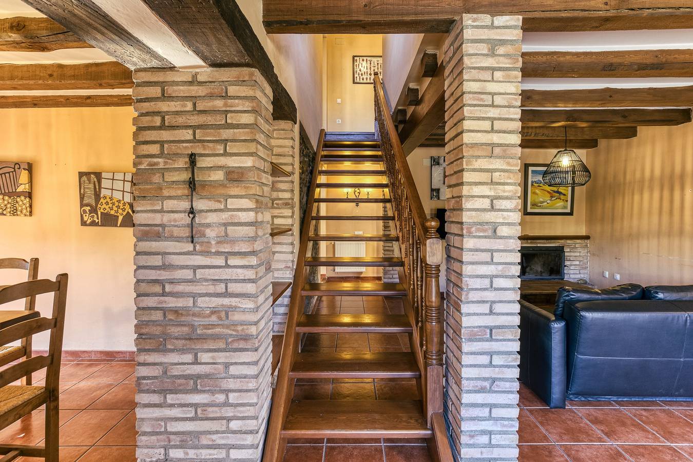 Casa di campagna 'Matalí' con terrazza privata, Wi-Fi e aria condizionata in Espolla, Upper Empordà