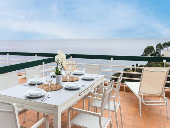 Appartamento per 8 persone, con balcone, adatto a famiglie con bambini a Tossa de Mar