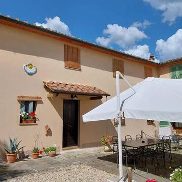 Chambre d’hôte pour 3 personnes, avec vue à Pistoia