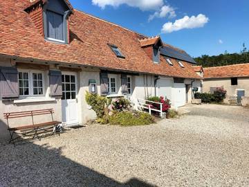 Chambre d’hôte pour 2 personnes, avec piscine et jardin dans Indre