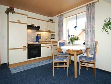 Ferienwohnung für 3 Personen in Bensersiel, Südliche Nordseeküste, Bild 2