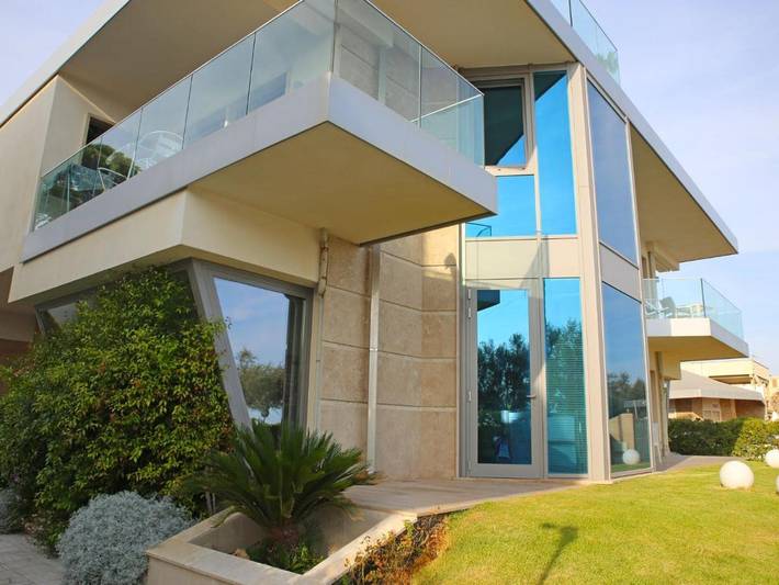 Appartamento vacanze per 5 persone, con piscina e balcone nonché giardino - 1