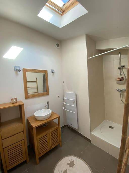 Location de vacances pour 4 personnes, avec terrasse à Upie - 3