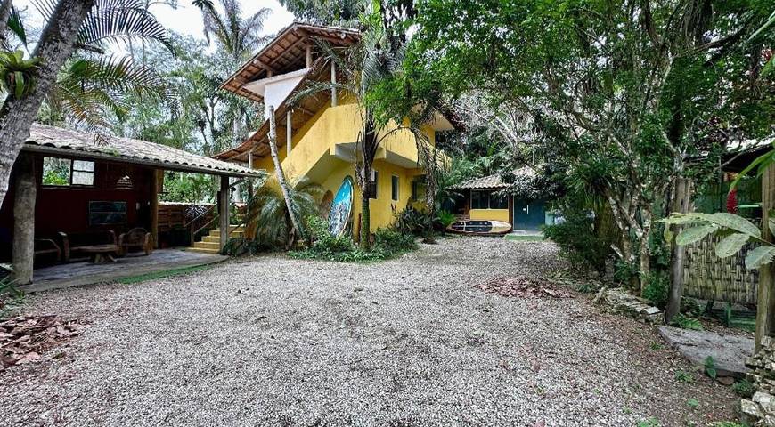 Casas e apartamentos de temporada para 3 pessoas, com jardim na Praia de Itamambuca