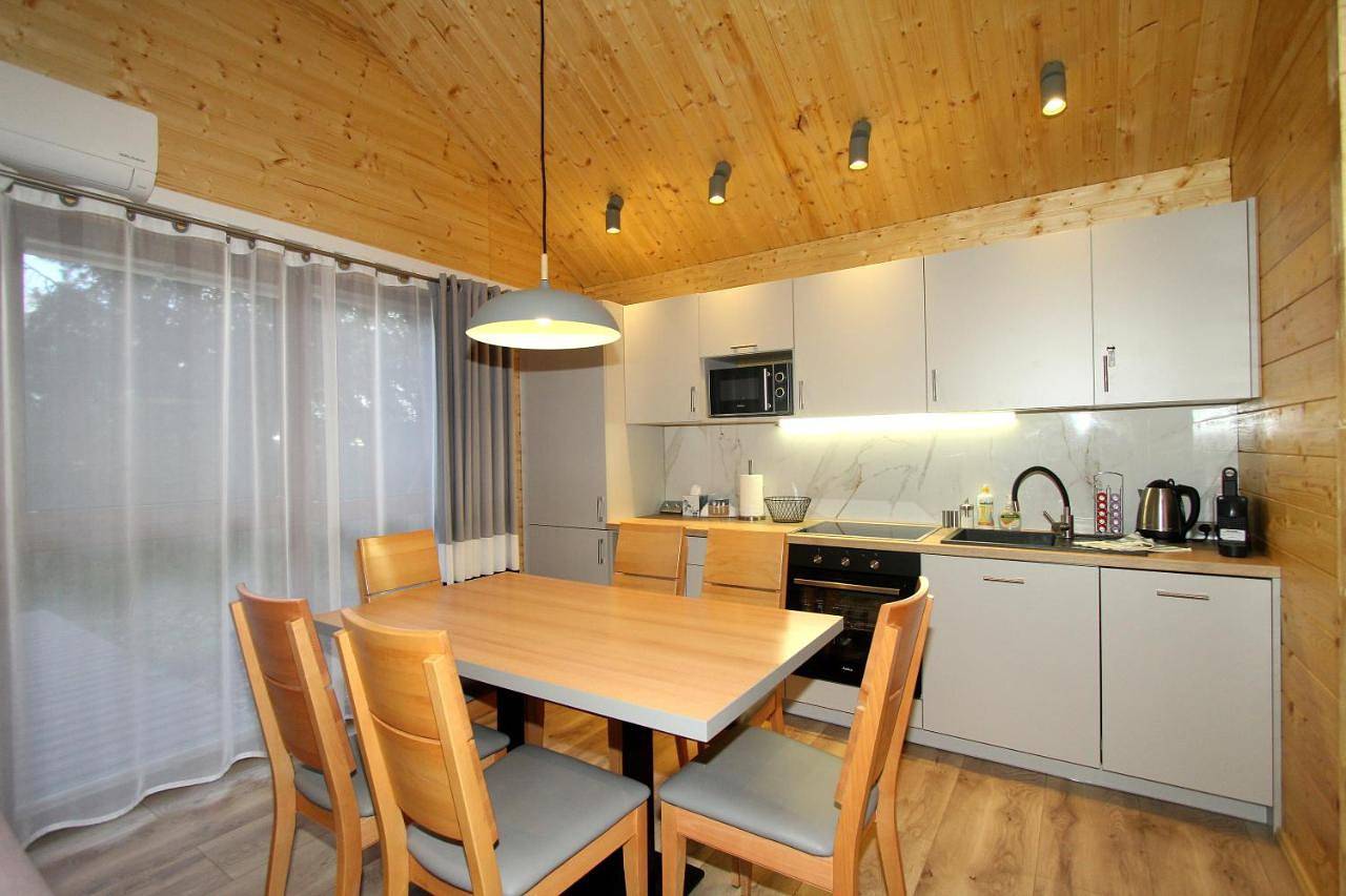 Całoroczny drewniany domek Superior i apartamenty Eko-oaza w Krynica Morska-Piaski in Krynica Morska, Zatoka Gdańska