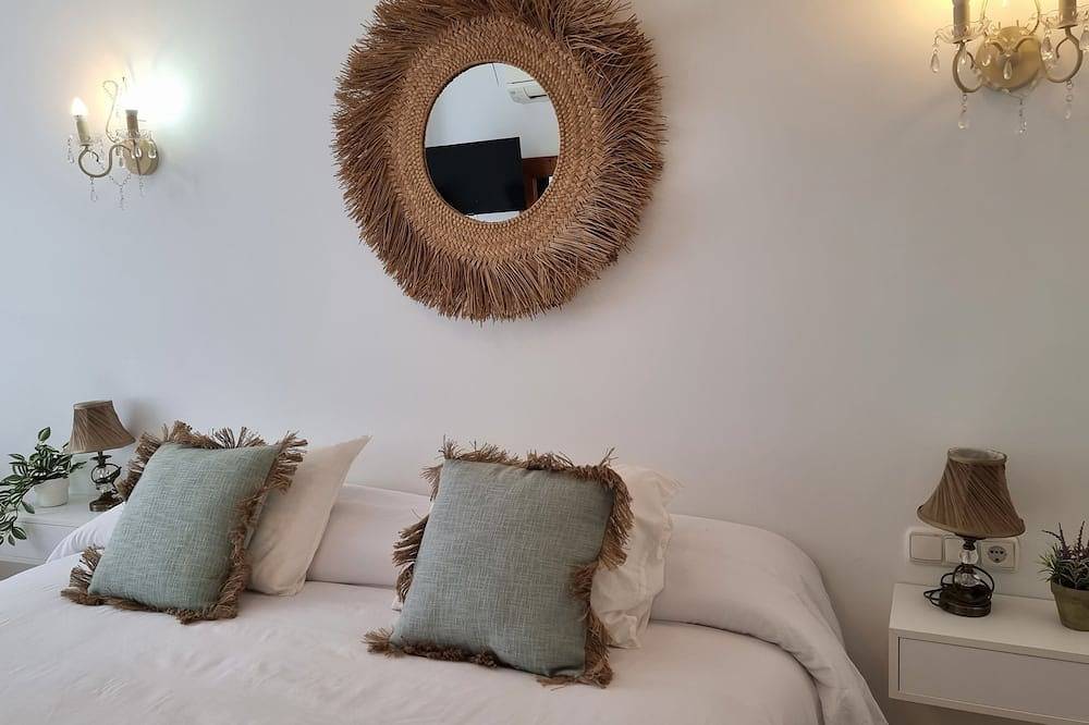 Villa \"casa Ohana\" con Vistas al mar , Wi-fi y Aire Acondicionado in Los Pacos, Fuengirola