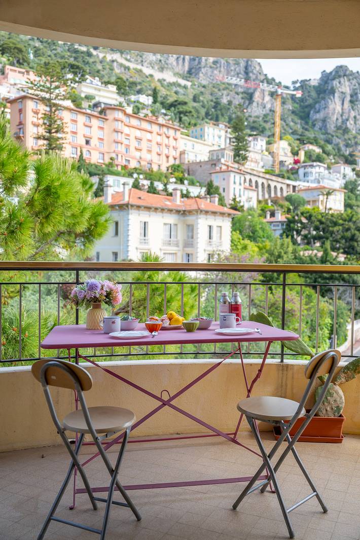 Location de vacances pour 6 personnes, avec Balcon à Beaulieu-sur-Mer