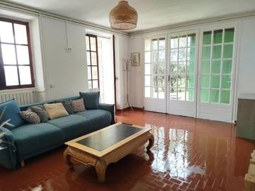 Gîte pour 4 personnes, avec terrasse et jardin, animaux acceptés à Cruis