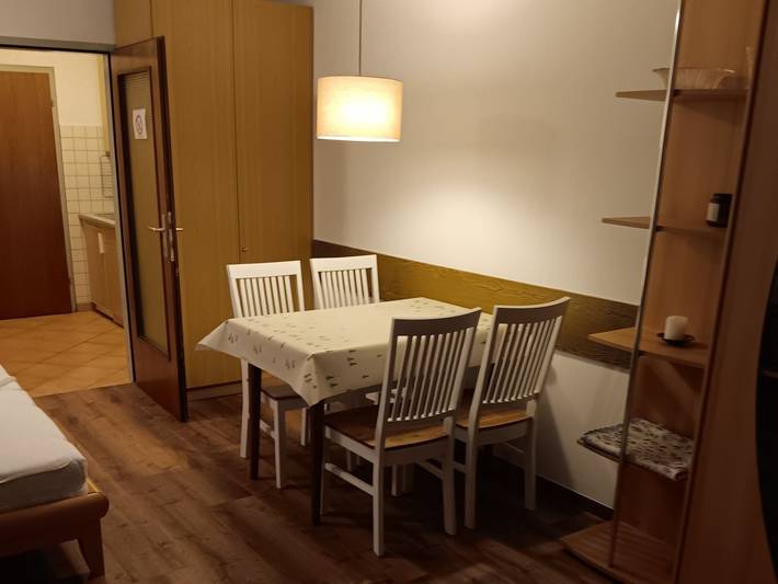 Geheel appartement, Vakantieappartement voor 3 personen met balkon in Königsleiten, Pinzgau