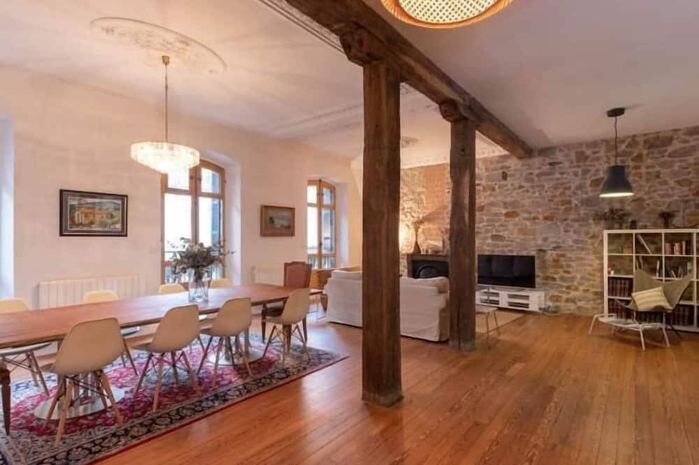 Apartamento entero, Amazing down town, near Guggenheim. Céntrico in Bilbao, Vizcaya
