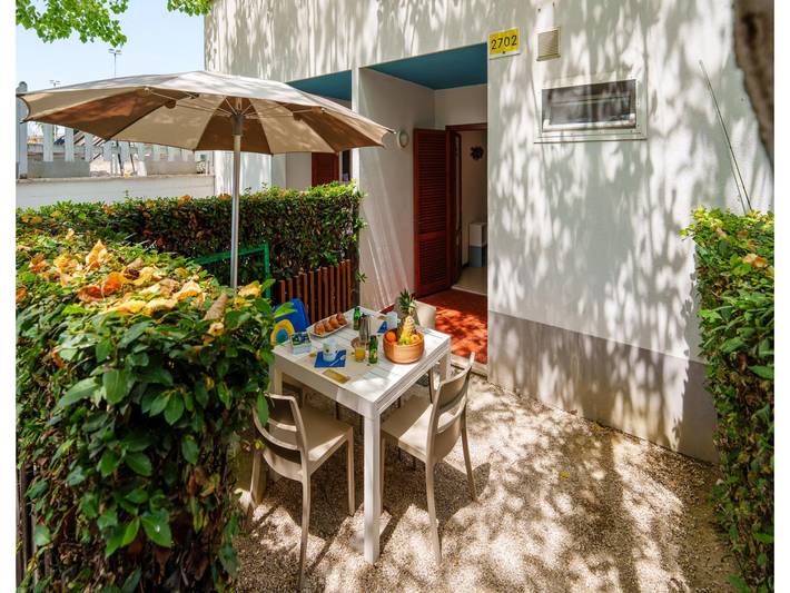 Bungalow per 2 persone, con Terrazza e Piscina per bambini nonché Piscina nelle Marche