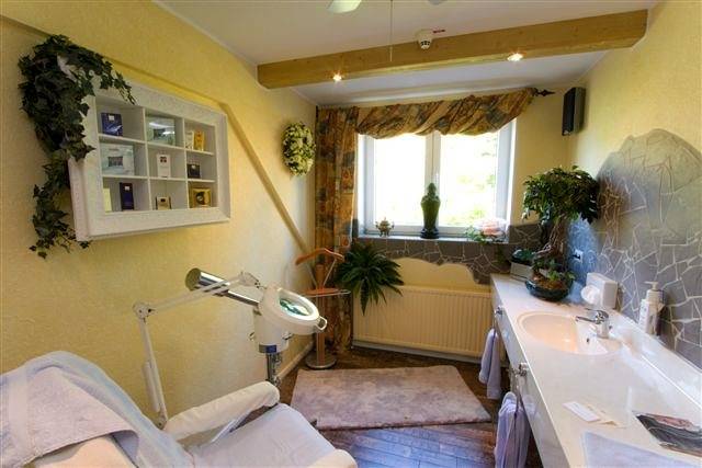 Hotel für 2 Personen, mit Balkon und Balkon/Terrasse sowie Whirlpool und Terrasse in Winterberg - 4