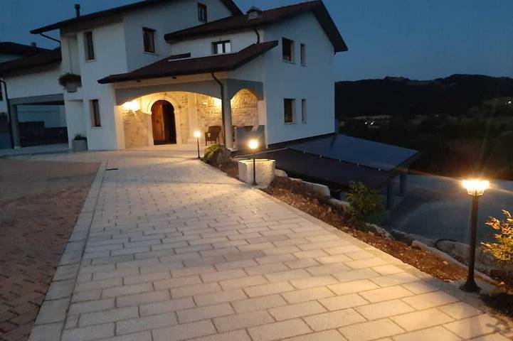 Appartement de vacances pour 12 personnes, avec jardin et sauna ainsi que jacuzzi et balcon, animaux acceptés - 1