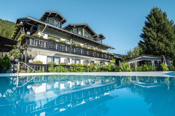 BnB für 2 Personen, mit Terrasse und Garten sowie Pool und Ausblick in Bolsterlang