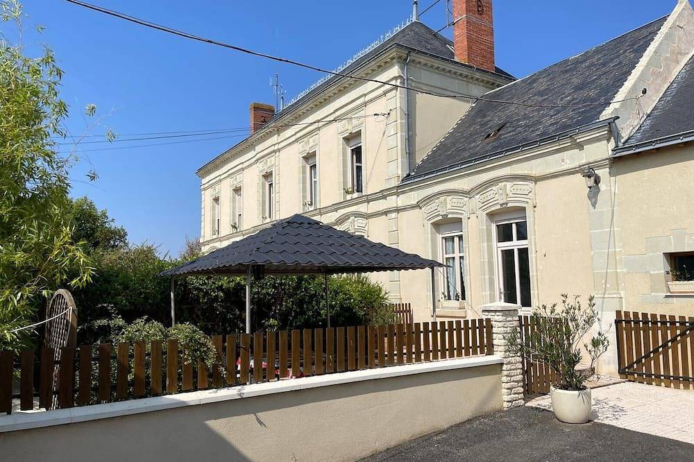 Gite saint pierre à champ in Val en Vignes, Loire-Tal