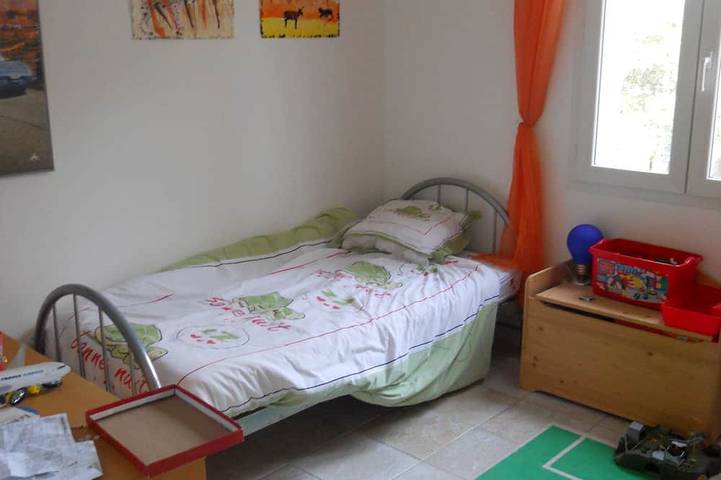 Location de vacances pour 8 personnes, avec jacuzzi ainsi que jardin et terrasse à Boissières - 4