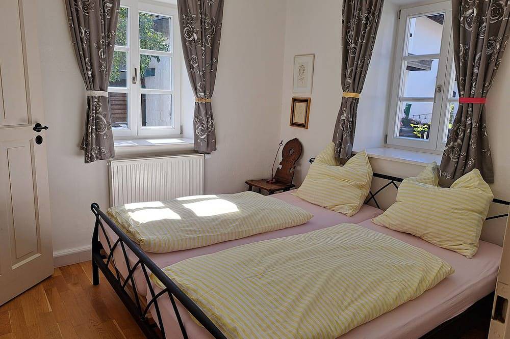 Ganze Wohnung, Schöne Ferien in \"Sonnengelb\"! Gute Erholung in malerischer Umgebung in Oberammergau, Bayerische Alpen