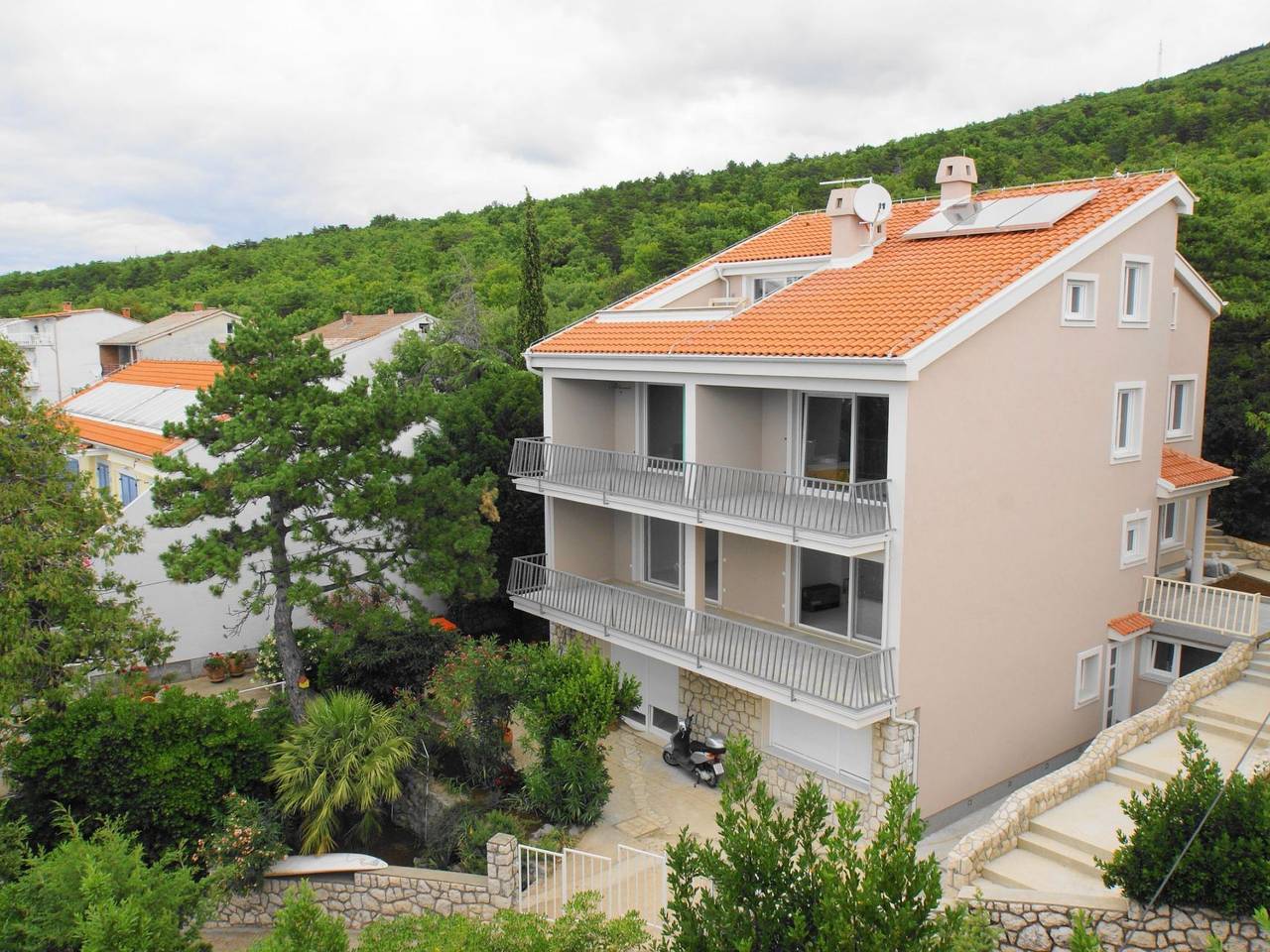 Ganze Wohnung, In Selce mit privatem Parkplatz in Selce, Primorje-Gorski Kotar