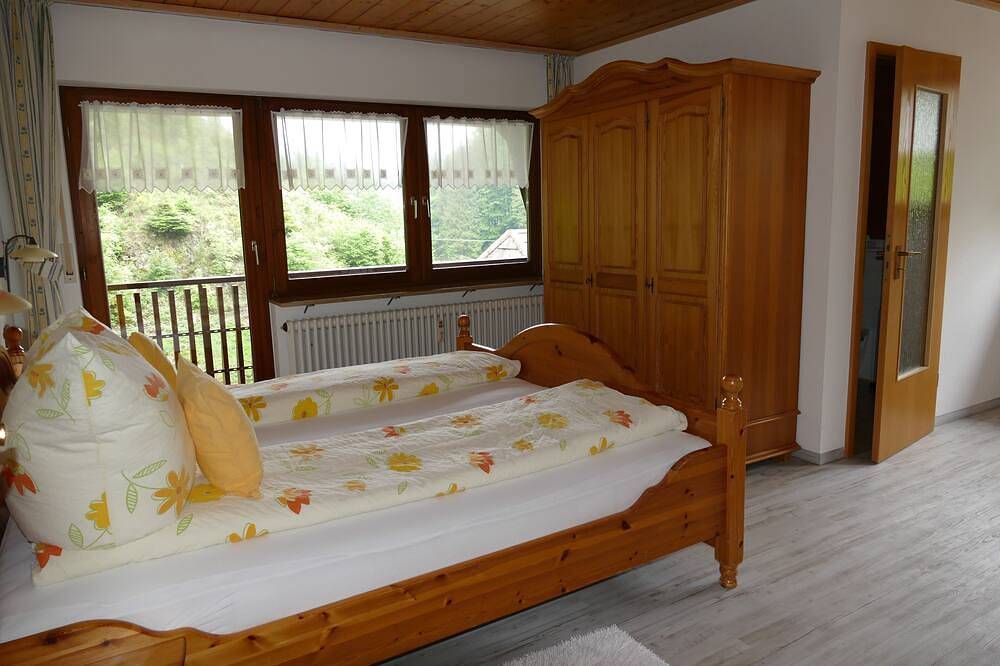 Ganze Wohnung, Schwarzwald Ferienwohnung im ruhigem Tal in St. Märgen, Südschwarzwald