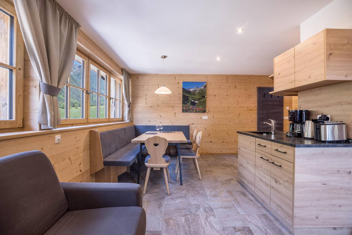 Ganze Wohnung, Apartment "Lechnerhof Schöne Aussicht" nahe des Skigebietes mit Bergblick, Wlan und Balkon in Valles, Mühlbach
