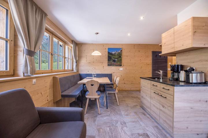 Ferienwohnung für 4 Personen, mit Garten in Valles