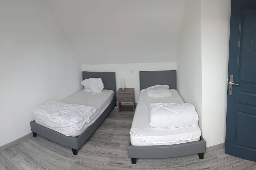 Maison meublée 3 chambres, à environ 15 minutes del'Epr, Orano et la mer in Vasteville, La Hague