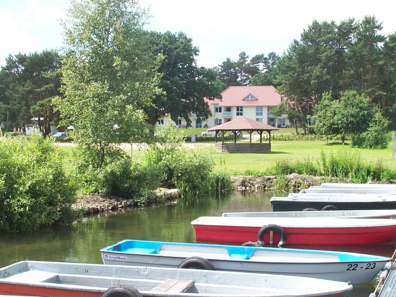 2 Ferienhäuser am Plauer See (bis zu  3 Pers.) in Quetzin, Plau am See