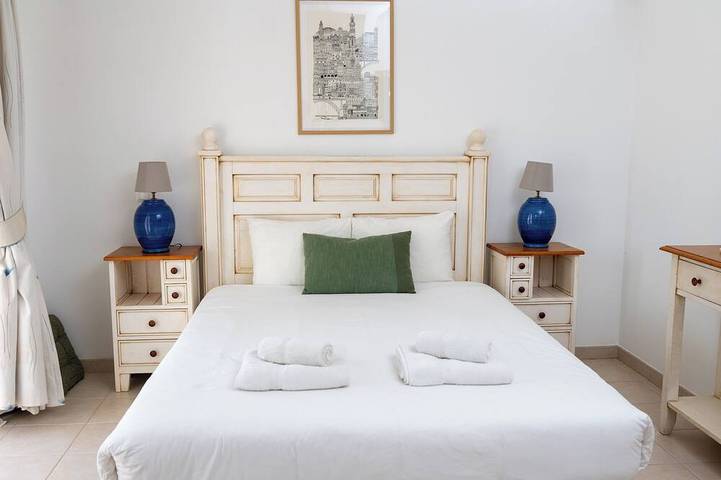 Townhouse Budens in Budens, Faro Distrikt