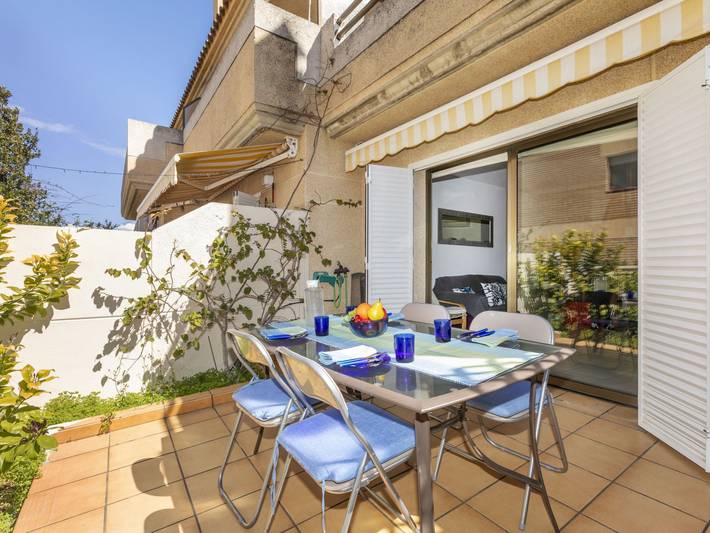 Holiday rental for 4 people in Torredembarra