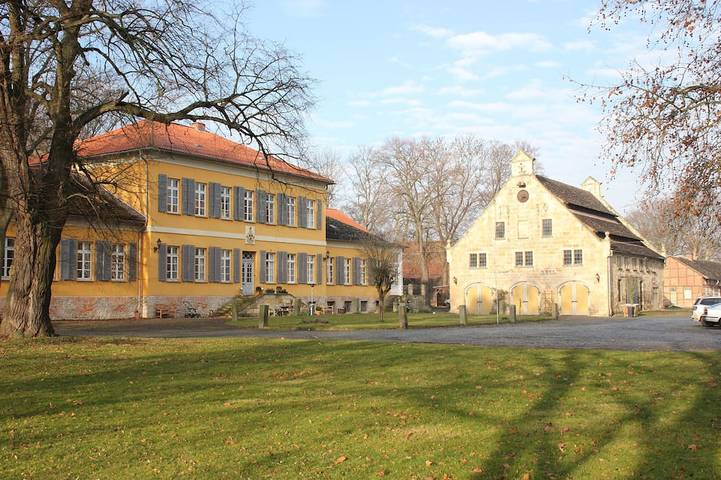Ferienwohnung für 5 Personen, mit Garten und Whirlpool in Halberstadt