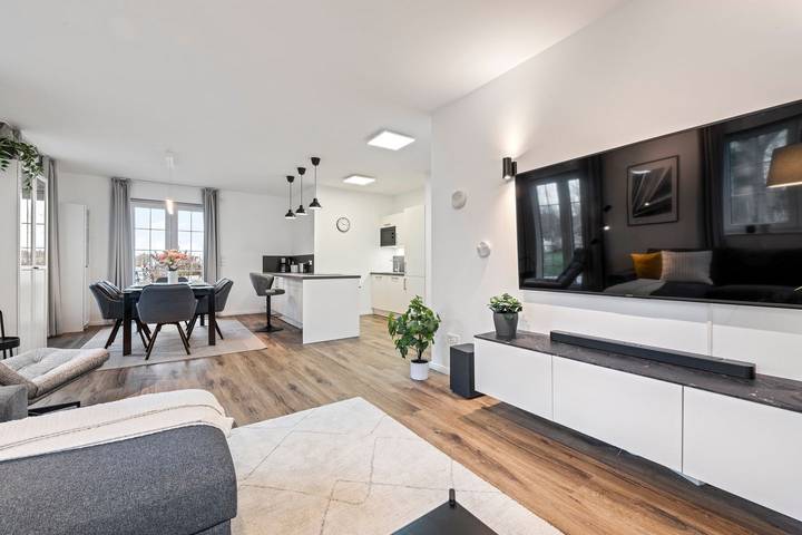 Ganze Wohnung, Strandnest Rosenhagen - lichtdurchflutete 5-Sterne-Wohnung in Strandnähe in Rosenhagen, Dassow