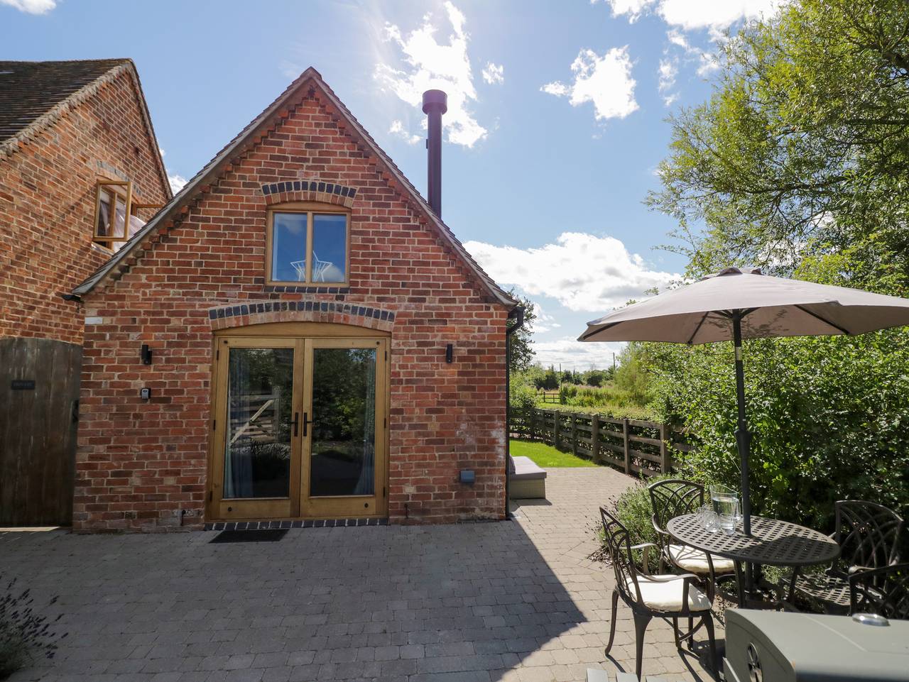 The Parlour in Elmbridge (Worcestershire), Worcestershire