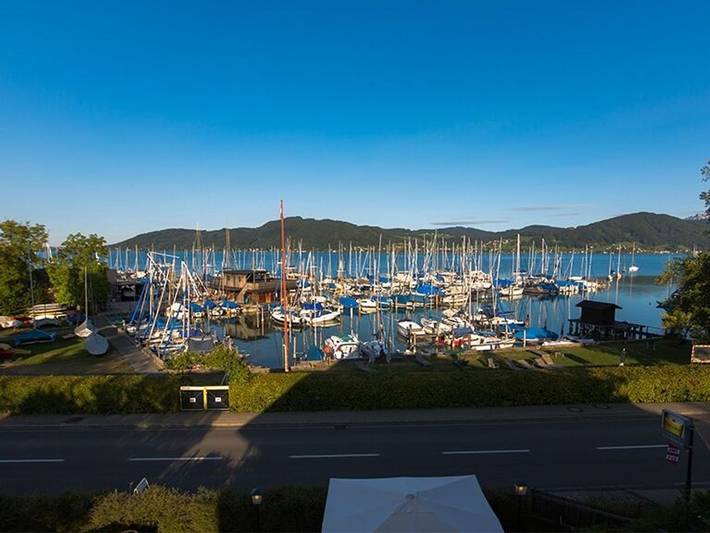 Hotel für 2 Personen, mit Garten und Balkon sowie Seeblick am Attersee - 3