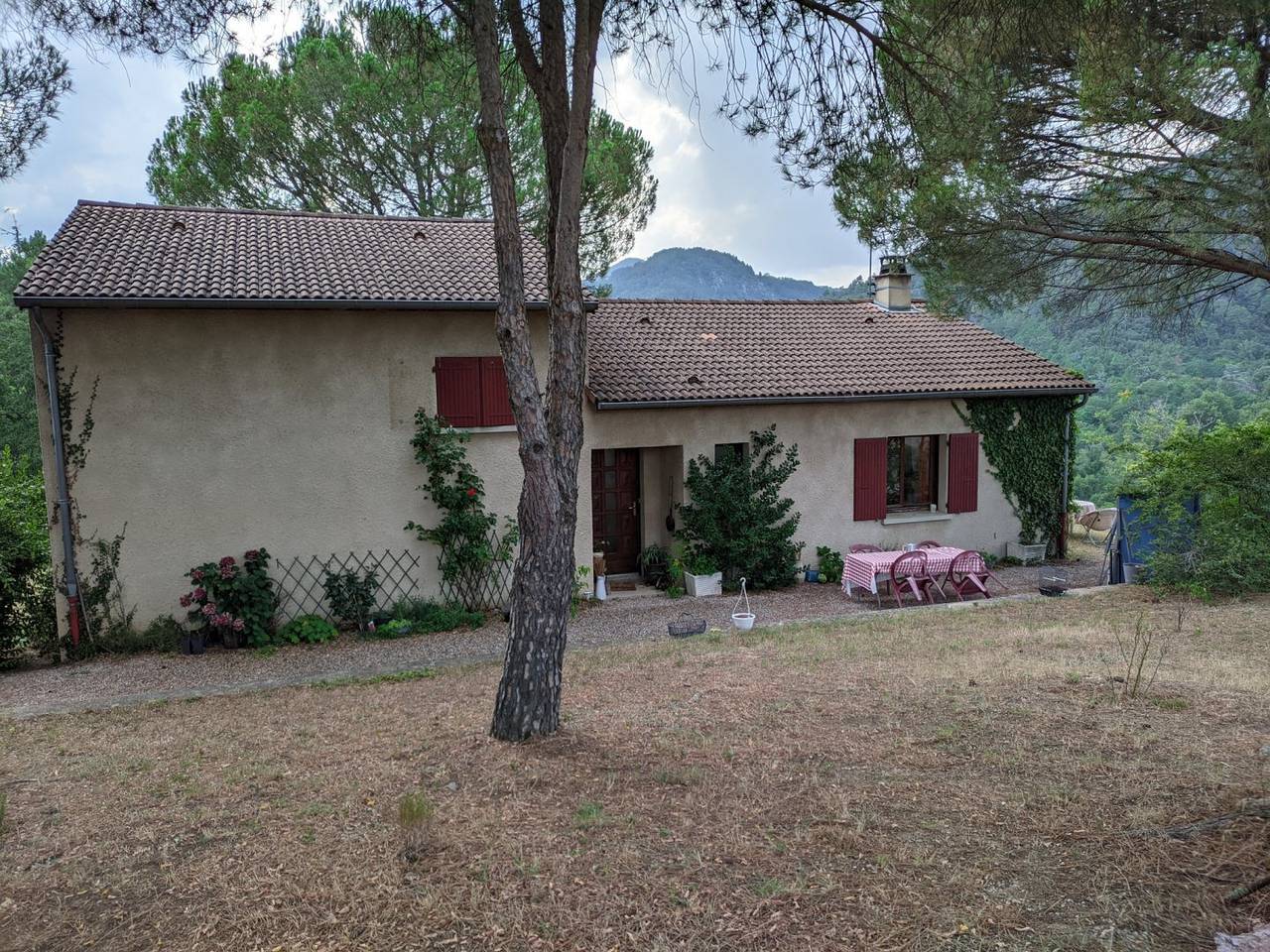 Location Vallée de l'Eyrieux - Chambre 1 in Saint-Fortunat-sur-Eyrieux, Privas