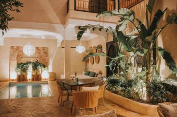 Riad pour 2 personnes, avec sauna ainsi que jardin et piscine dans Ajarif