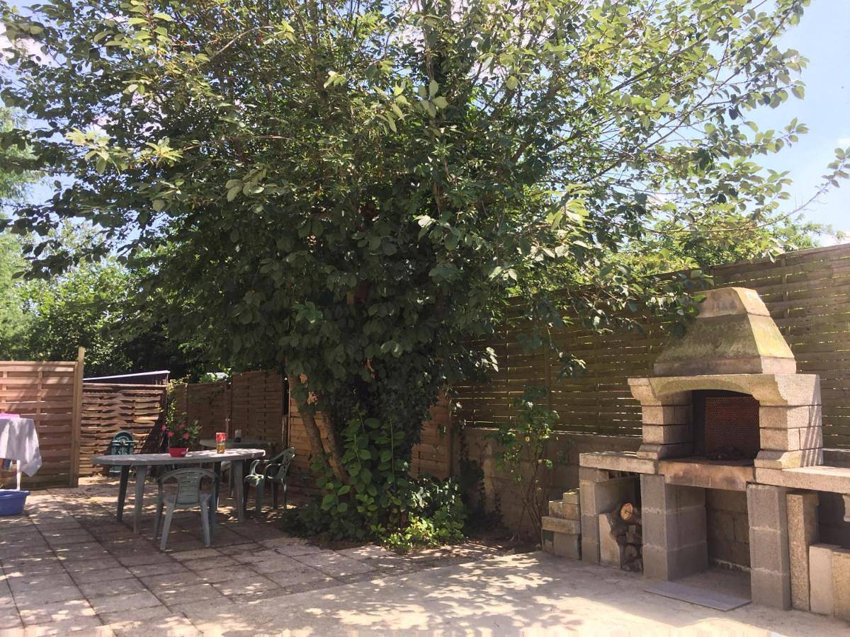 Two-Bedroom House in Champcey, Côte de la Déroute